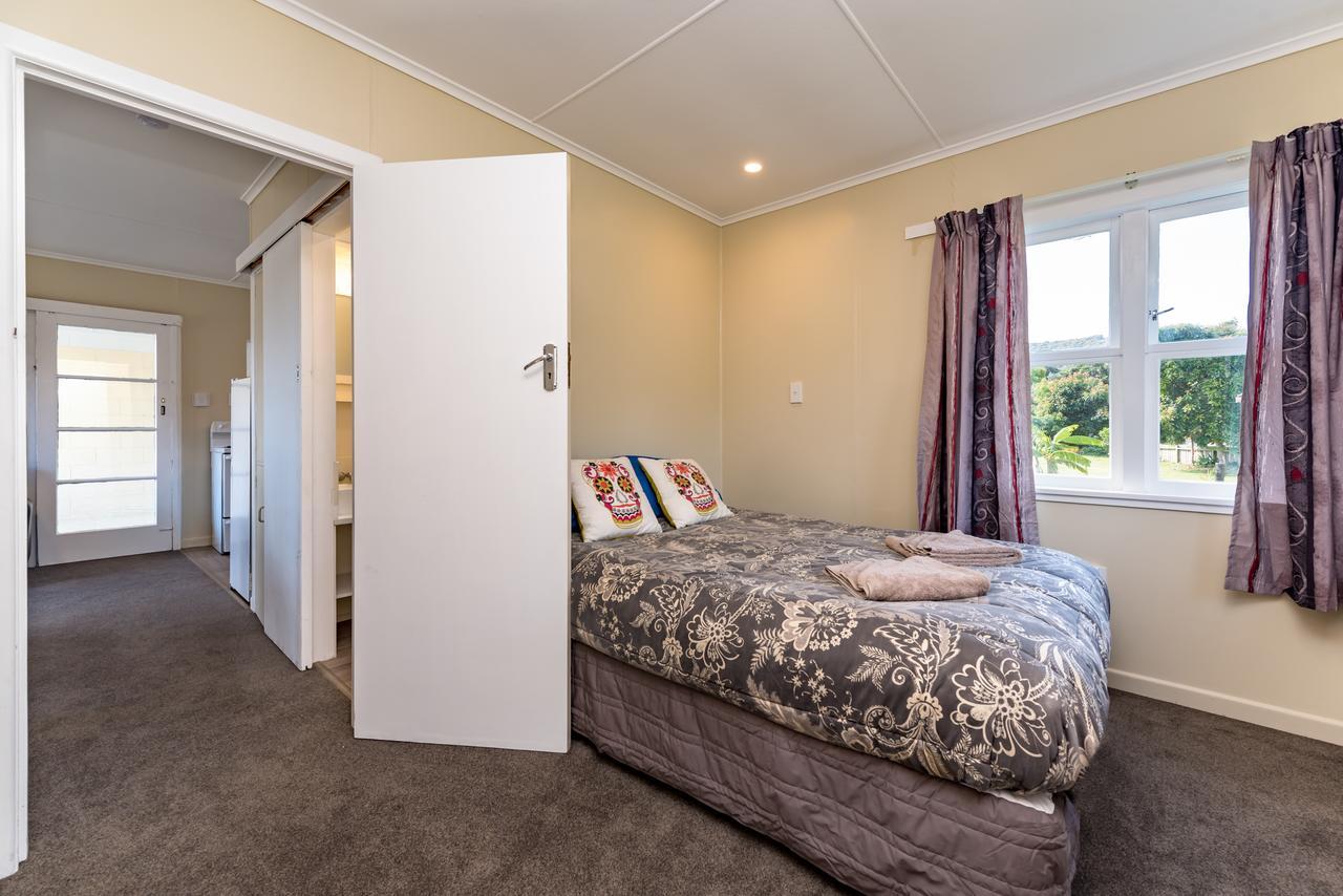 Waitangi Beach Bach 30B 외부 사진