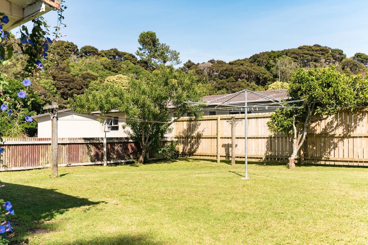 Waitangi Beach Bach 30B 외부 사진