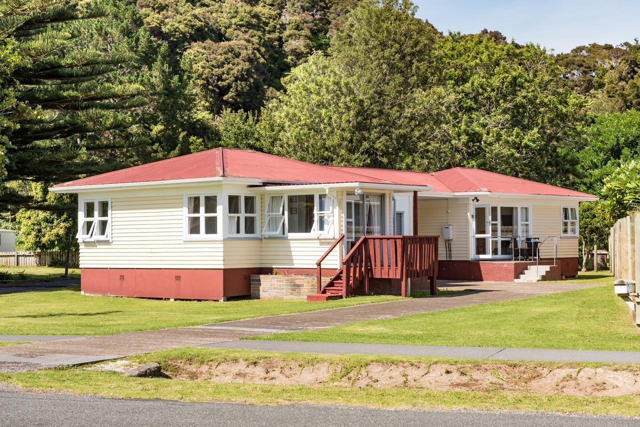 Waitangi Beach Bach 30B 외부 사진
